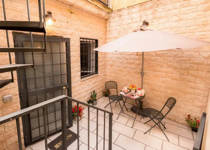 Leonina 75 Holidays *